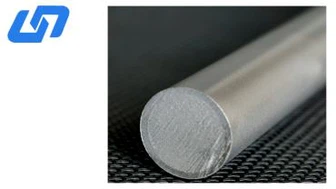 Titankledde aluminiumsstenger